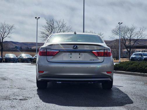 2014 Lexus ES 300h Base