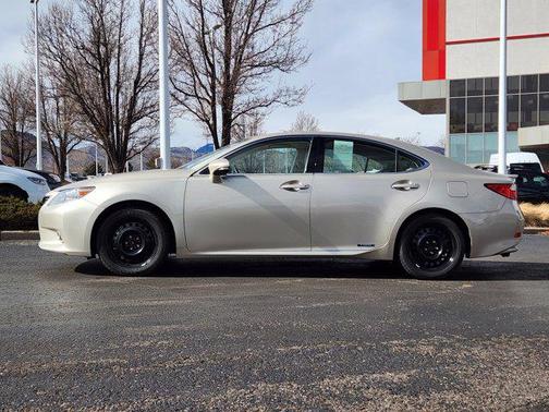 2014 Lexus ES 300h Base