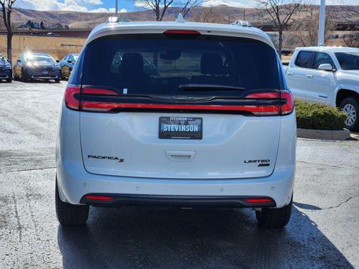 2021 Chrysler Pacifica Limited