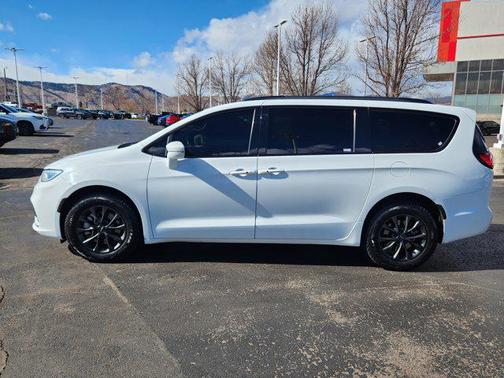 2021 Chrysler Pacifica Limited