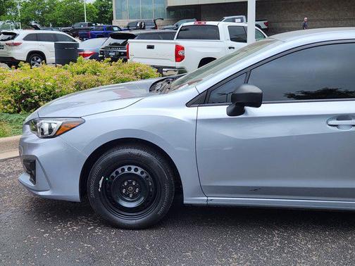 2019 Subaru Impreza 2.0i