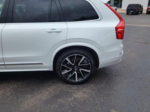 2023 Volvo XC90 B6 Plus 6-Seater