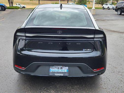 2026 Toyota Prius Plug-In Hybrid SE