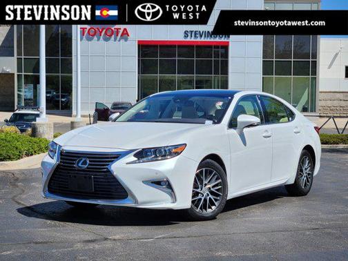 Eminent White Pearl 2017 Lexus ES 350 Base