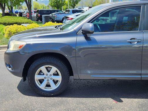 2010 Toyota Highlander SE