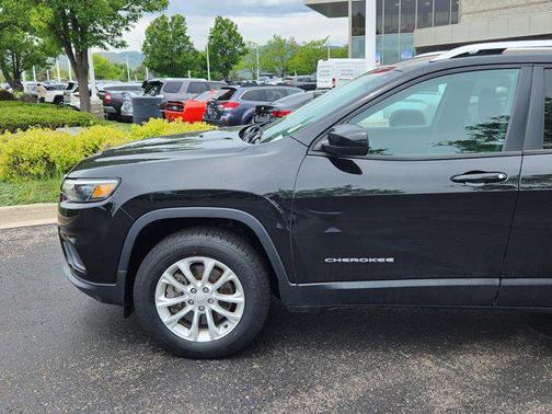 2020 Jeep Cherokee Latitude
