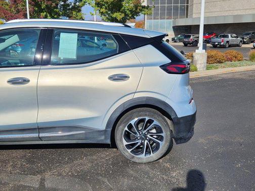 2023 Chevrolet Bolt EUV FWD Premier