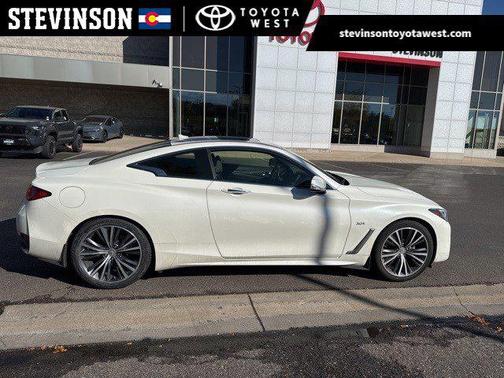 2019 INFINITI Q60 3.0T LUXE