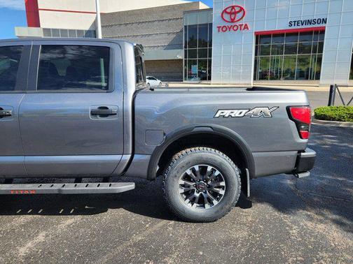 2021 Nissan Titan PRO-4X