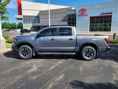 2021 Nissan Titan PRO-4X