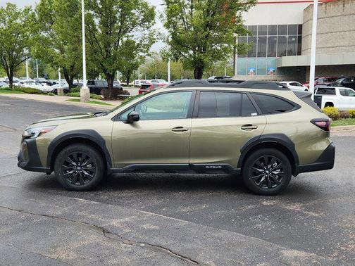 Autumn Green Metallic 2024 Subaru Outback Onyx Edition
