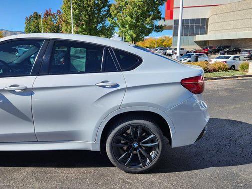 2019 BMW X6 xDrive50i