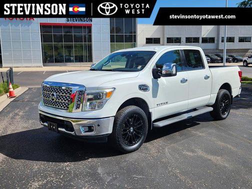 2017 Nissan Titan SL