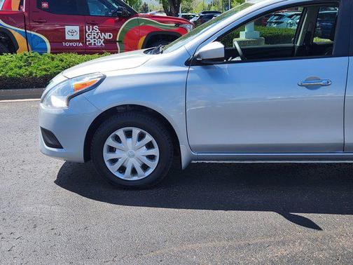 2017 Nissan Versa 1.6 SV