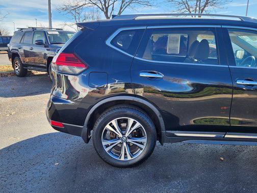 2017 Nissan Rogue SL