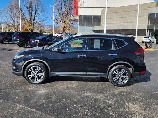 2017 Nissan Rogue SL