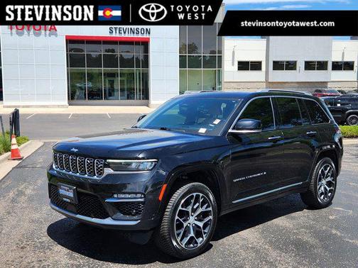 2022 Jeep Grand Cherokee Summit