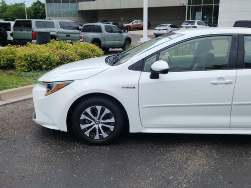 2021 Toyota Corolla Hybrid LE