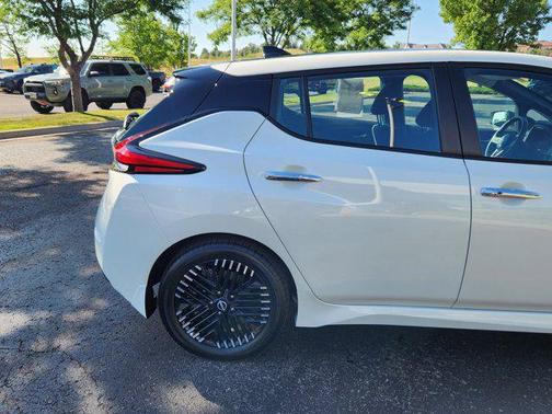 2025 Nissan Leaf SV PLUS