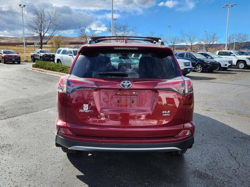 2018 Toyota RAV4 XLE