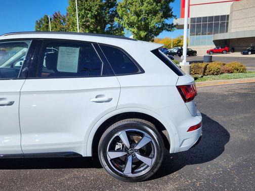 2023 Audi Q5 45 S line Prestige