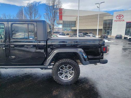 2021 Jeep Gladiator Sport S