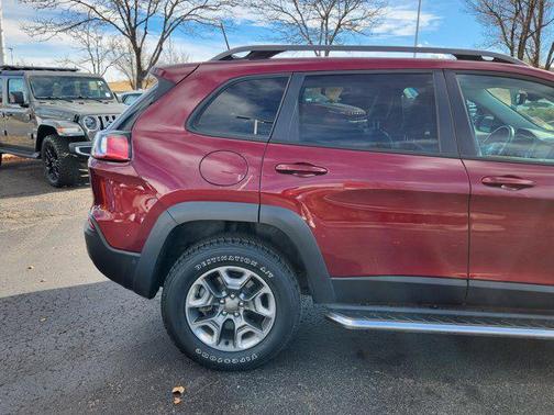 2019 Jeep Cherokee Trailhawk Elite