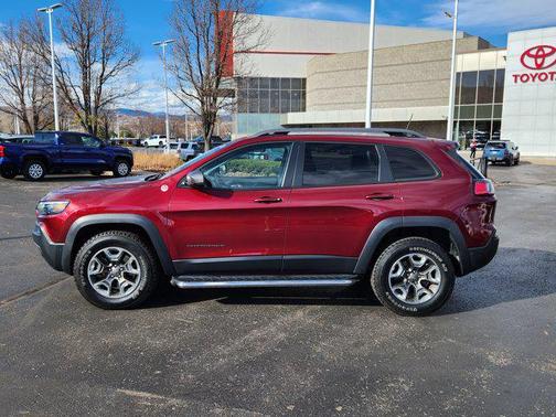 2019 Jeep Cherokee Trailhawk Elite