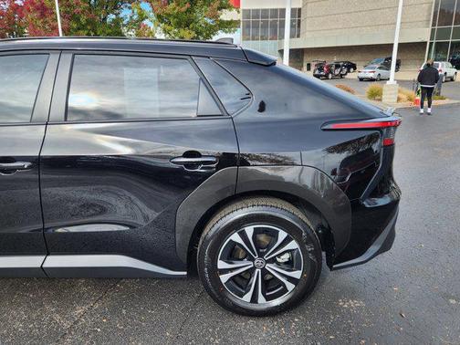 2024 Toyota bZ4X XLE