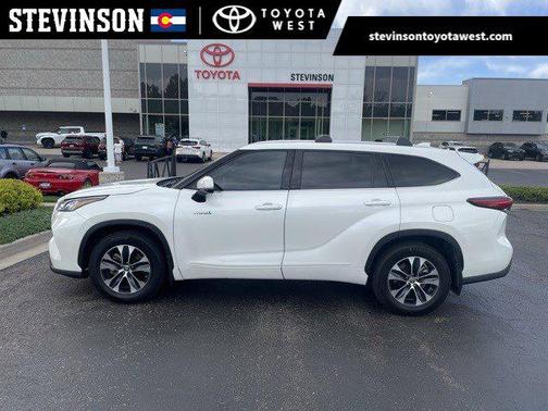 2020 Toyota Highlander Hybrid XLE