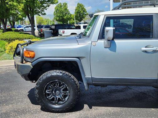 2012 Toyota FJ Cruiser Base
