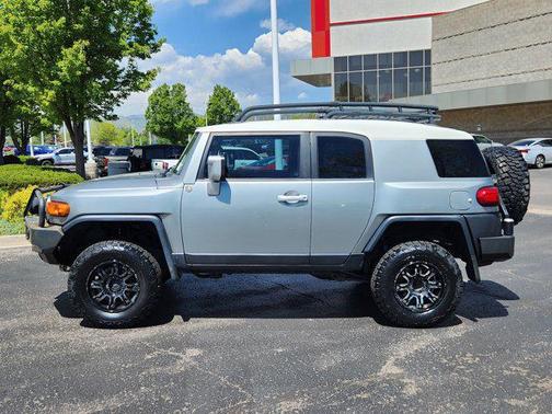 2012 Toyota FJ Cruiser Base