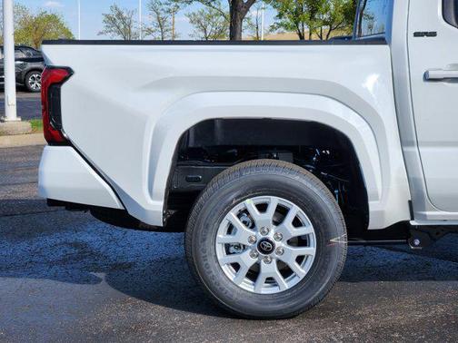 Ice Cap 2026 Toyota Tacoma SR5
