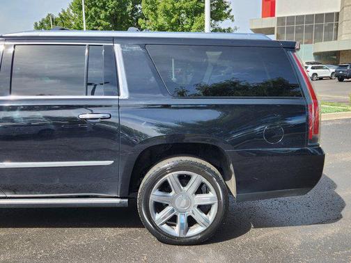 2015 Cadillac Escalade ESV Premium
