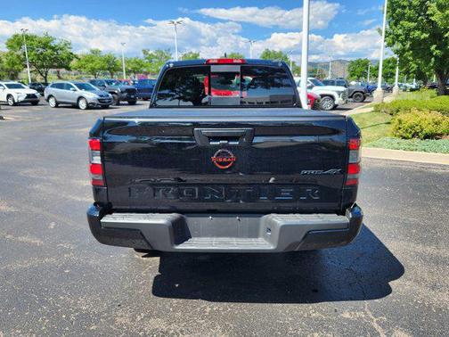 2024 Nissan Frontier PRO-4X