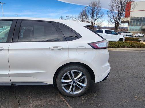 2016 Ford Edge Sport