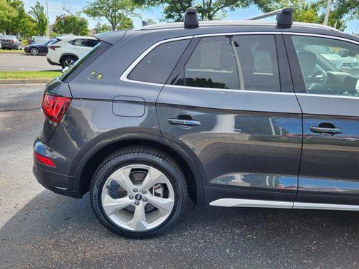 2021 Audi Q5 45 Premium Plus
