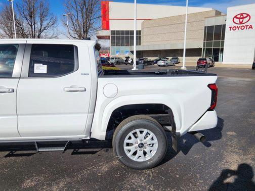 2025 Toyota Tacoma SR5