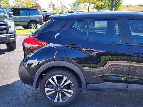2020 Nissan Kicks SV
