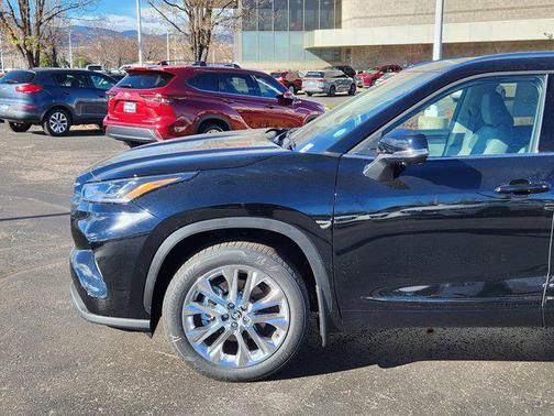 2026 Toyota Highlander Limited