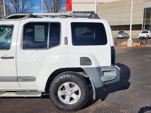 2012 Nissan Xterra S