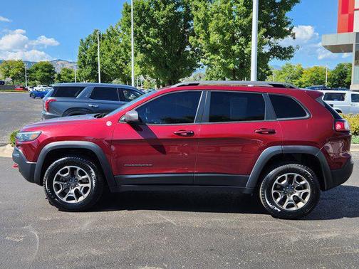 2020 Jeep Cherokee Trailhawk