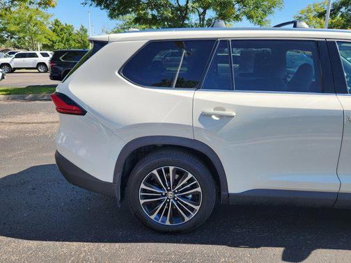 2024 Toyota Grand Highlander Hybrid Limited MAX
