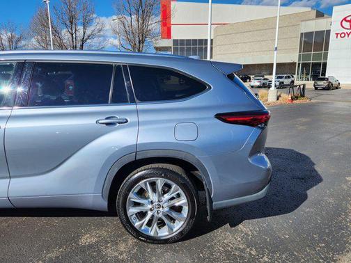 2021 Toyota Highlander Hybrid Limited