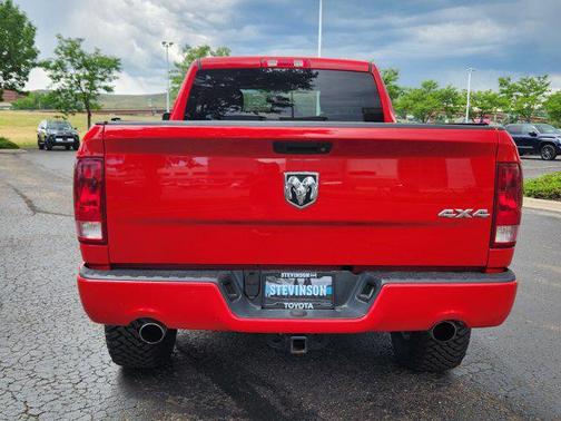 2012 RAM 1500 ST