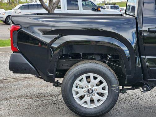 2025 Toyota Tacoma SR
