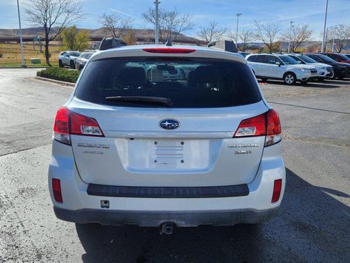 2011 Subaru Outback 3.6 R Limited