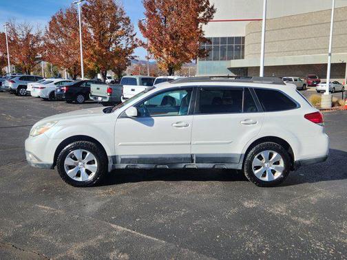 2011 Subaru Outback 3.6 R Limited