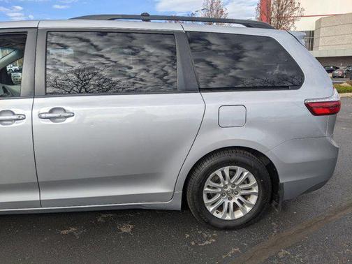 2016 Toyota Sienna Limited