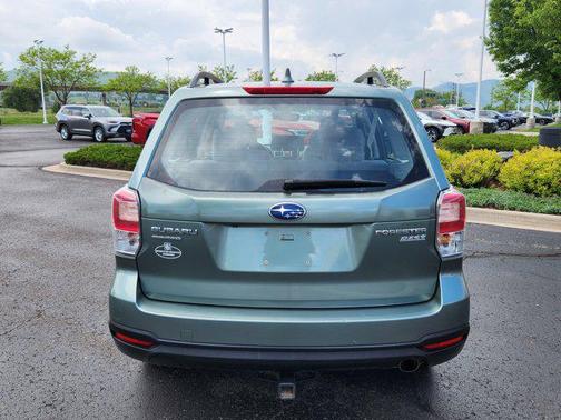 2017 Subaru Forester 2.5i